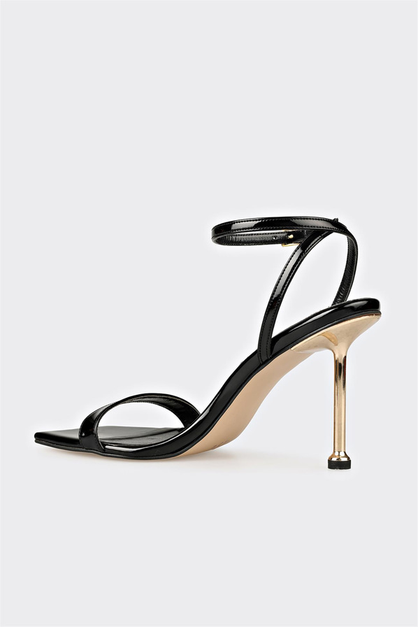 Siyah topuklu kadın sandalet, ofis stili için - Elle Shoes
