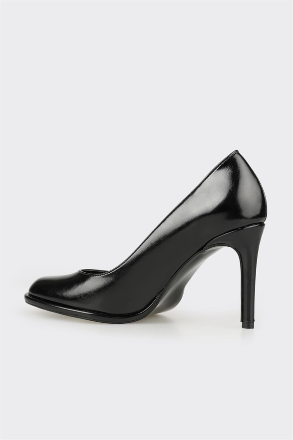 Siyah ince topuklu kadın ayakkabı, ofis stili için - Elle Shoes