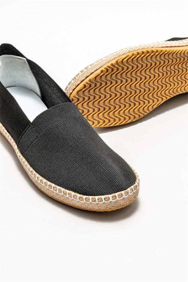 Siyah erkek günlük ayakkabı, günlük kullanım için - Elle Shoes