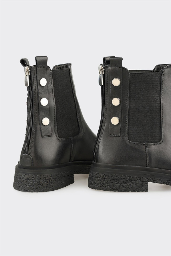 Siyah YUNERA KADIN BOT