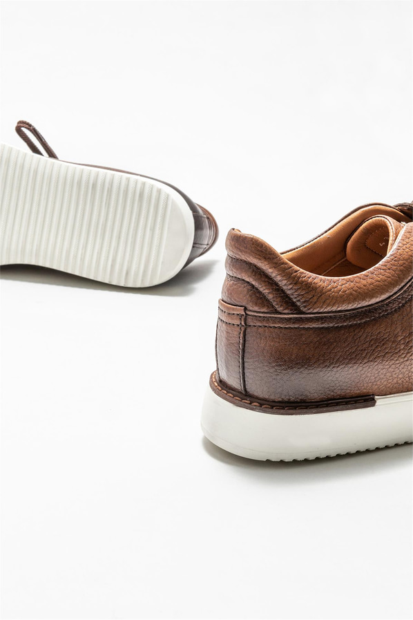 Taba deri erkek günlük ayakkabı, rahat kullanım için - Elle Shoes