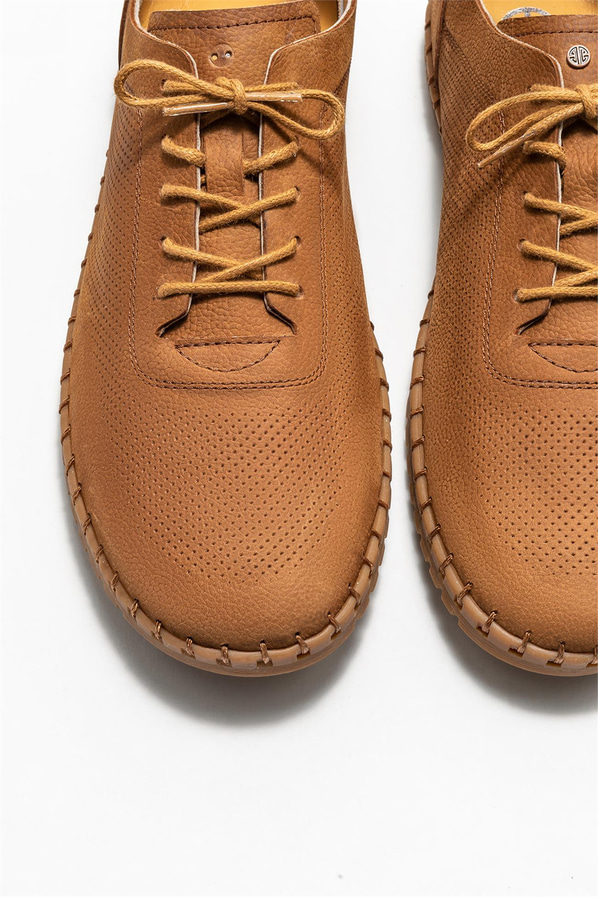 Taba deri erkek günlük ayakkabı, günlük kullanım için - Elle Shoes