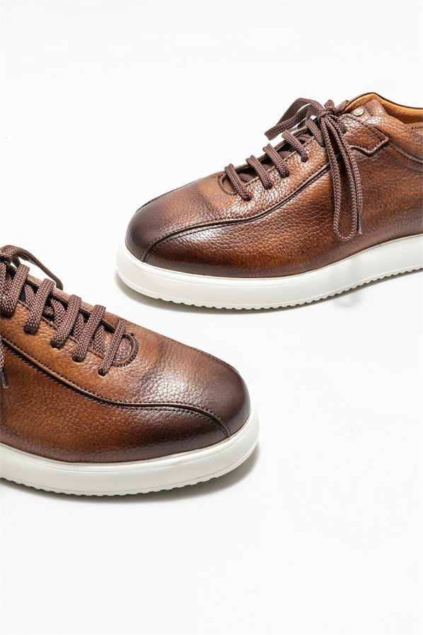 Taba deri erkek günlük ayakkabı, rahat kullanım için - Elle Shoes