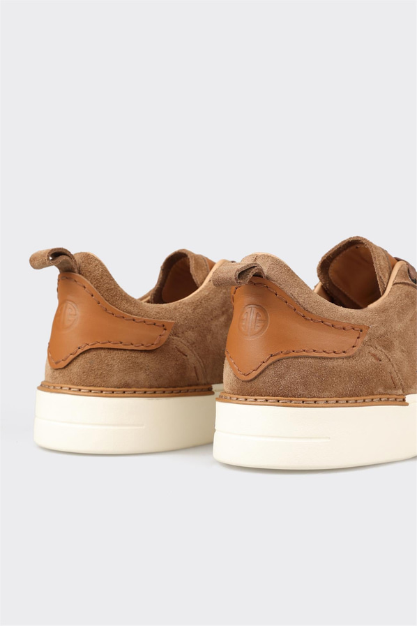 Taba deri erkek günlük ayakkabı, rahat kullanım için - Elle Shoes