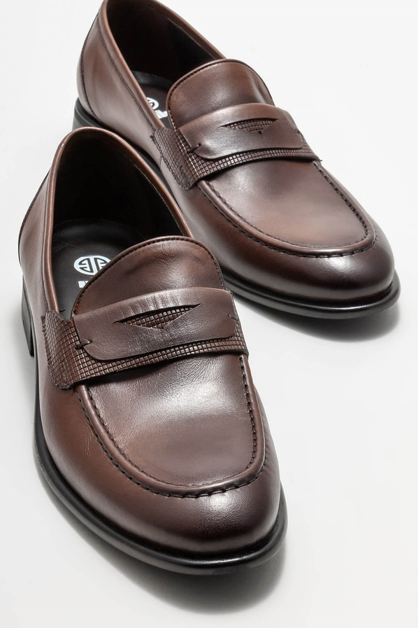 Taba deri erkek loafer, klasik stil için - Elle Shoes