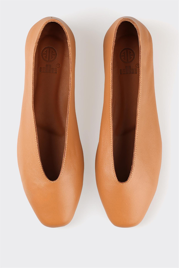 Taba deri simli kadın babet, rahat kullanım için - Elle Shoes