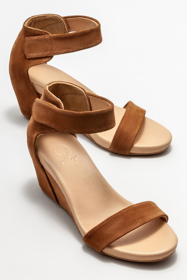 Taba deri dolgu topuklu kadın sandalet - Elle Shoes