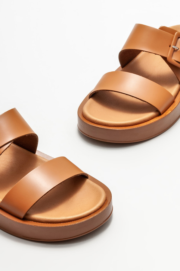 Taba deri dolgu topuklu kadın terlik - Elle Shoes
