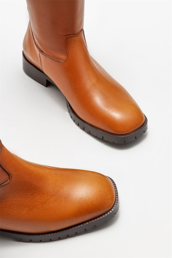 Taba deri düz kadın çizme - Elle Shoes