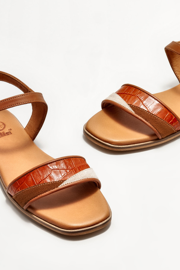 Taba deri düz kadın sandalet - Elle Shoes