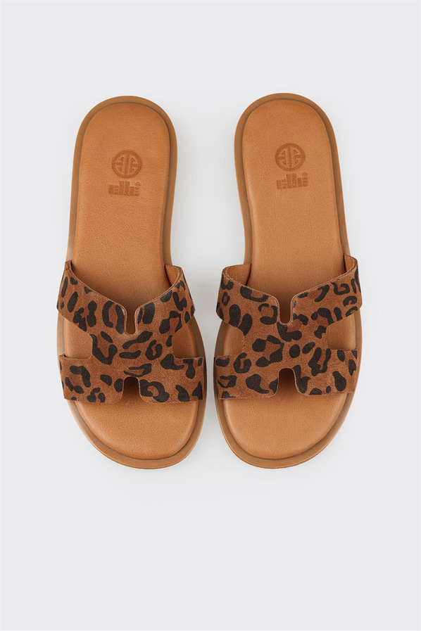 Taba deri düz kadın terlik, rahat kullanım için - Elle Shoes