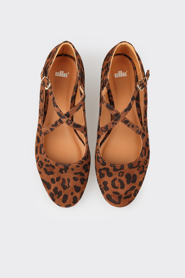 Taba deri kadın düz ayakkabı, günlük kullanım için - Elle Shoes