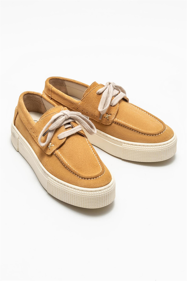 Taba deri kadın ayakkabı, günlük kullanım için - Elle Shoes