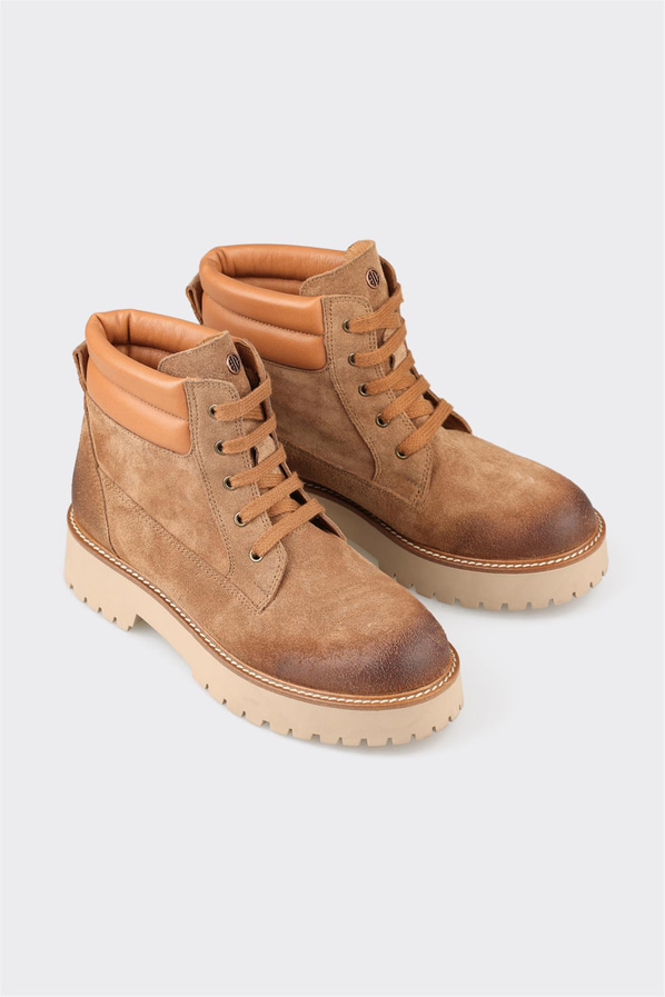 Taba deri ve süet kalın tabanlı kadın bot, rahat kullanım için - Elle Shoes