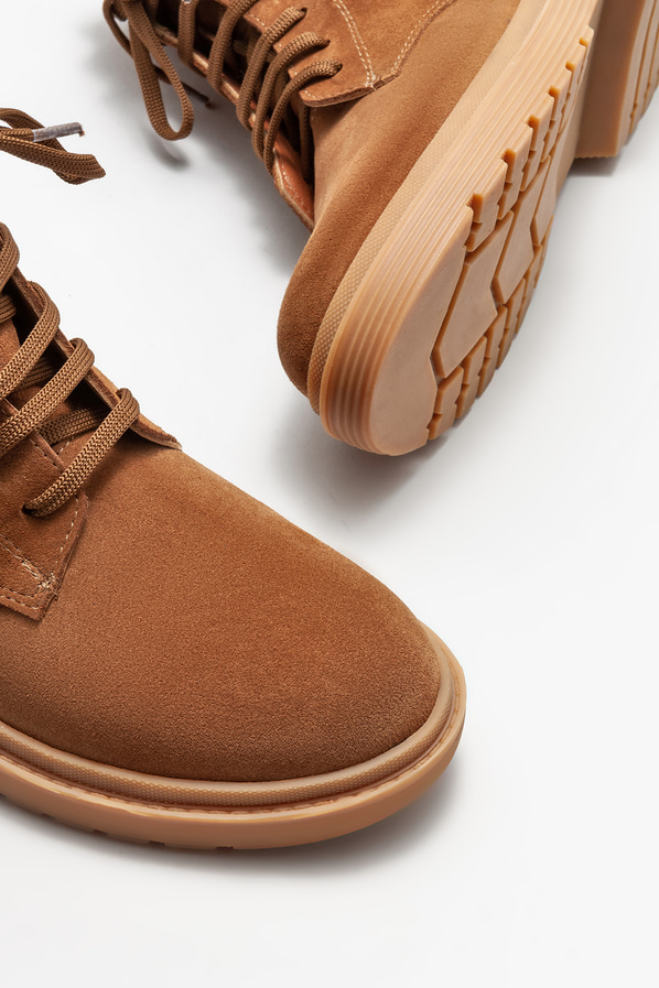 Taba deri düz kadın bot, günlük kullanım için - Elle Shoes