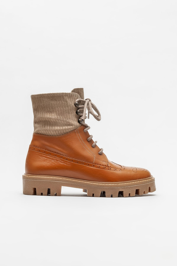 Taba deri düz kadın bot, günlük kullanım için - Elle Shoes