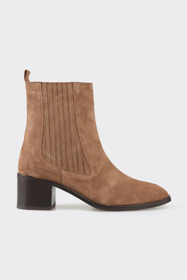 Taba deri topuklu kadın bot, rahat kullanım için - Elle Shoes