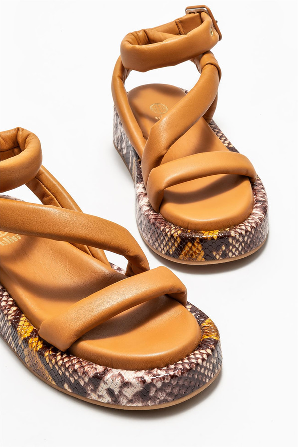 Taba deri kadın sandalet - Elle Shoes