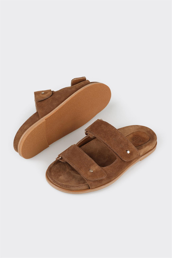 Taba deri kadın düz terlik, ofis stili için - Elle Shoes