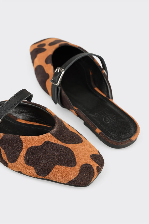 Taba deri kadın terlik, ofis stili için - Elle Shoes