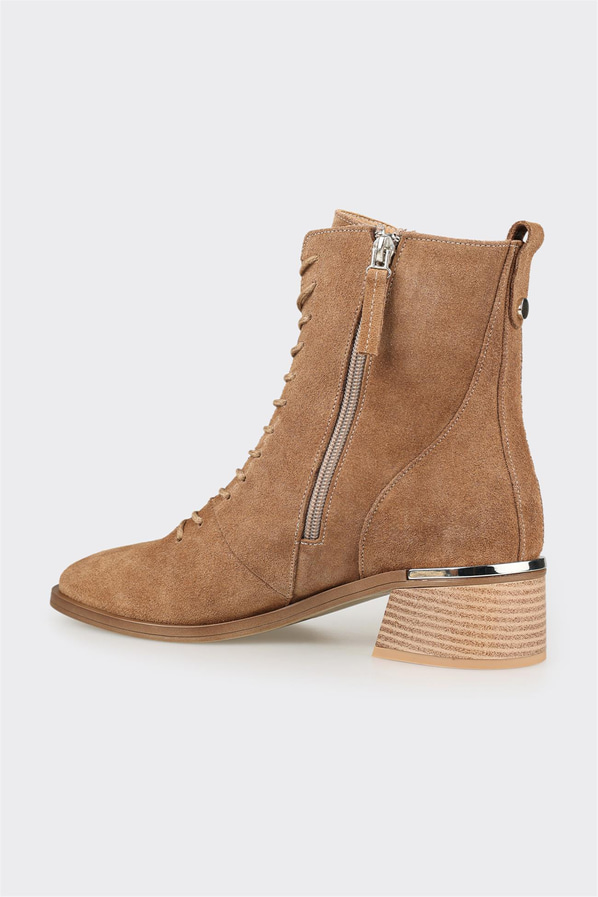 Taba deri yumuşak dokulu topuklu kadın bot, rahat kullanım için - Elle Shoes