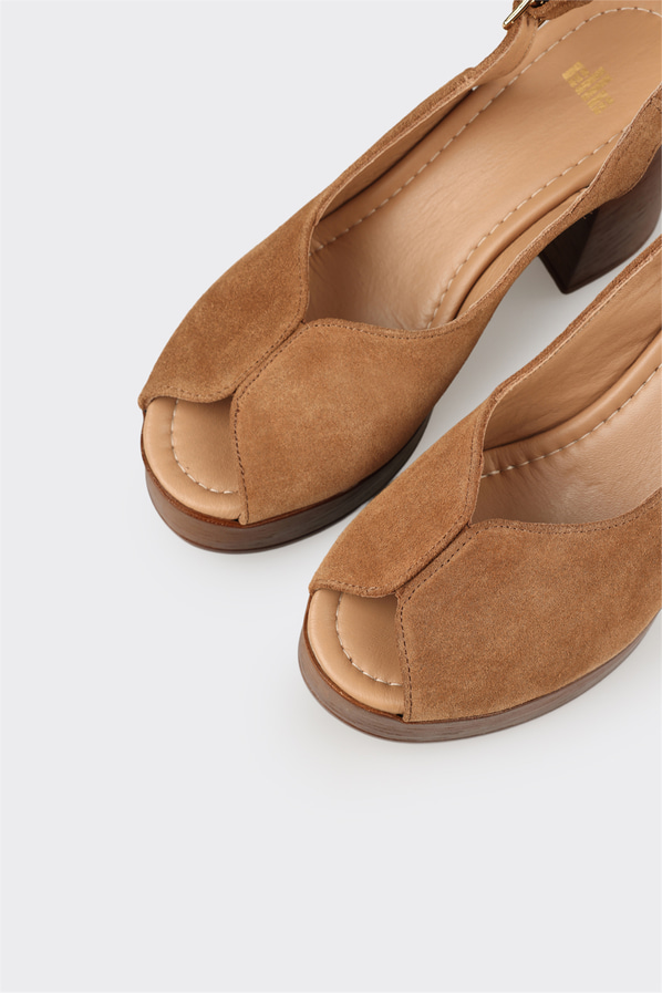 Taba deri topuklu kadın dolgu sandalet - Elle Shoes