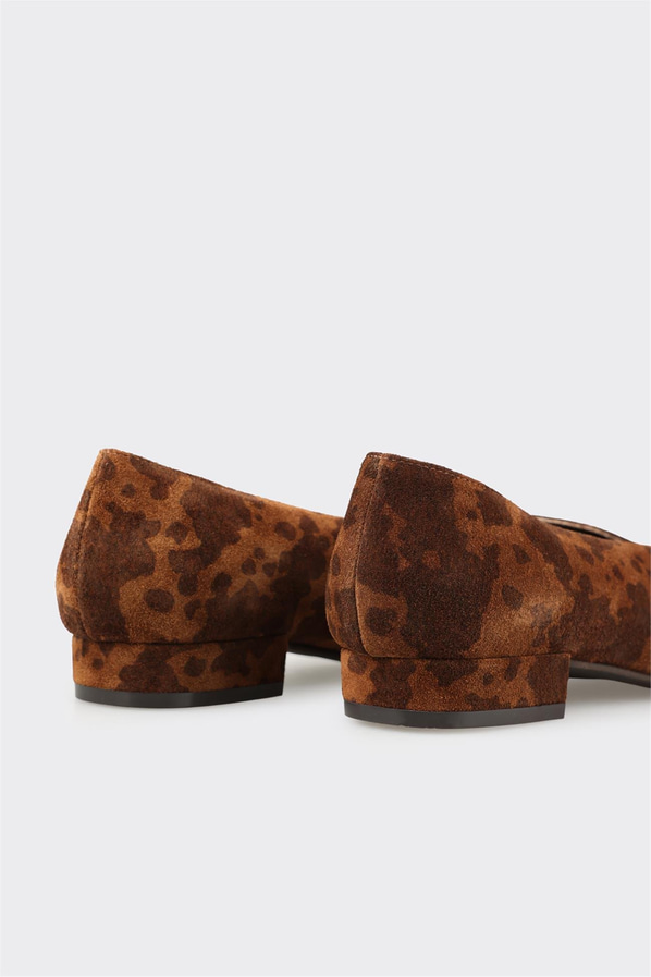 Taba Hayvan Desenli Deri Kadın Günlük Ayakkabı