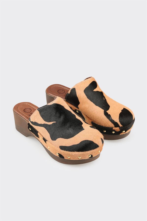 Taba Hayvan Desenli Deri Kadın Terlik