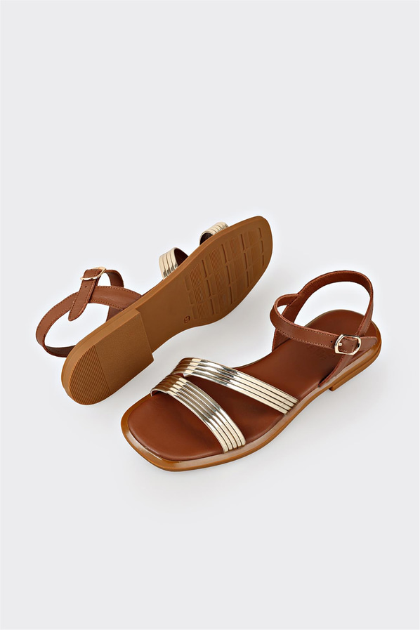 Taba toprak kadın düz sandalet, rahat kullanım için - Elle Shoes