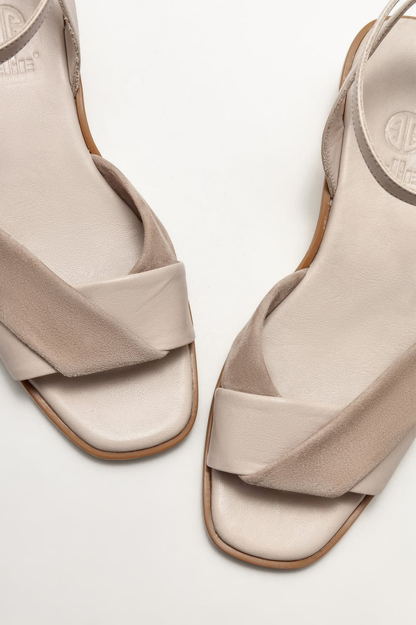 Vizon deri dolgu topuklu kadın sandalet - Elle Shoes