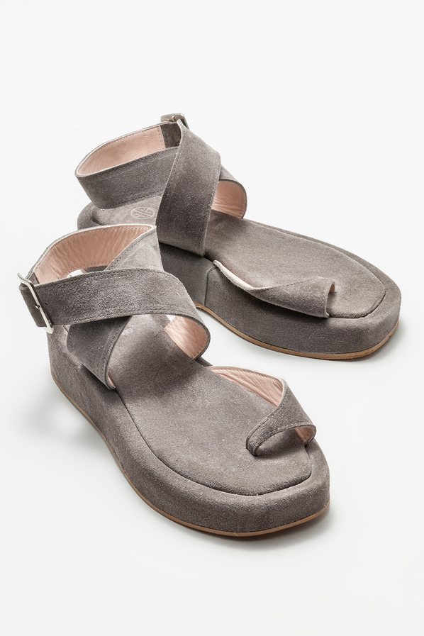 Vizon deri dolgu topuklu kadın sandalet - Elle Shoes