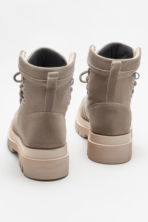 Vizon deri düz kadın bot, günlük kullanım için - Elle Shoes