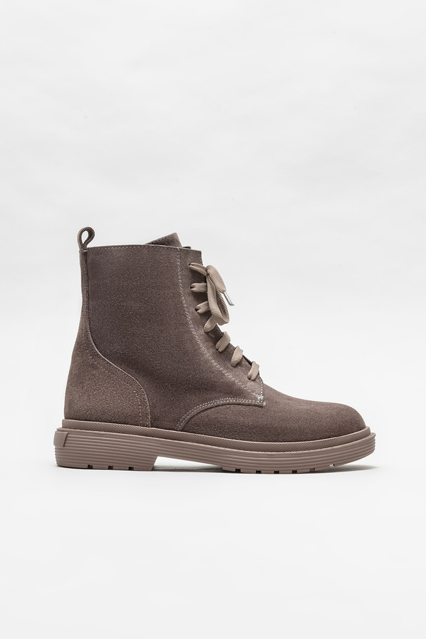 Vizon deri düz kadın bot, günlük kullanım için - Elle Shoes