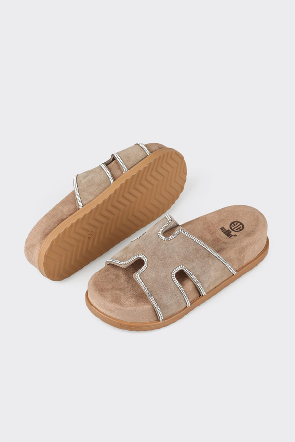 Vizon deri kalın tabanlı yumuşak dokulu kadın terlik, rahat kullanım için - Elle Shoes