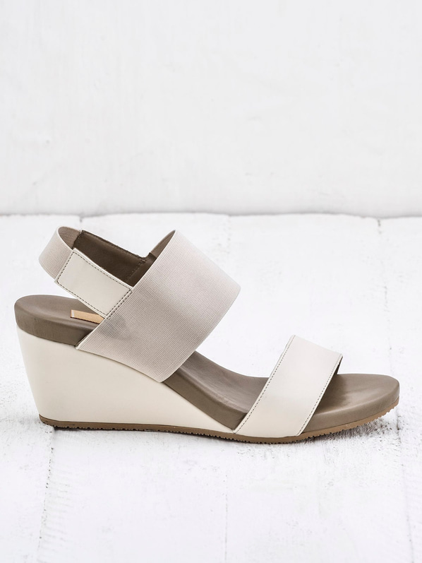 Bej dolgu topuklu kadın sandalet - Elle Shoes