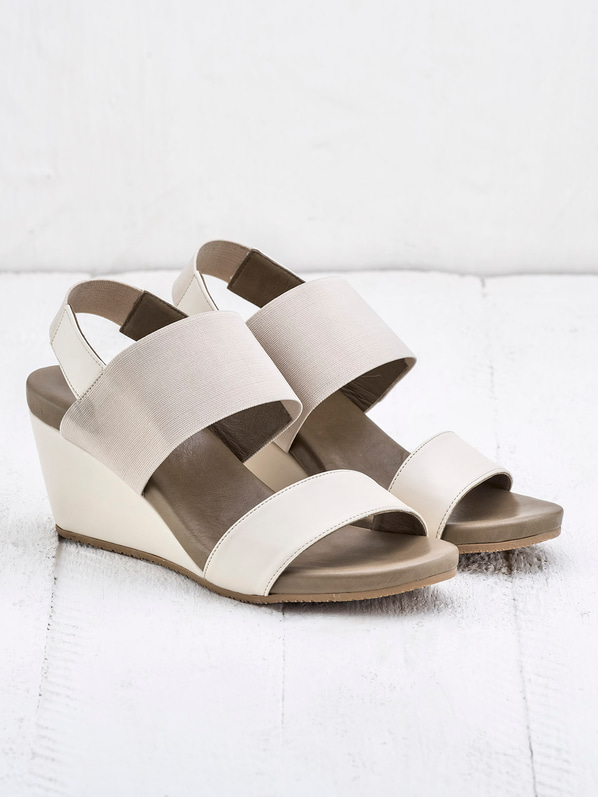 Bej dolgu topuklu kadın sandalet - Elle Shoes