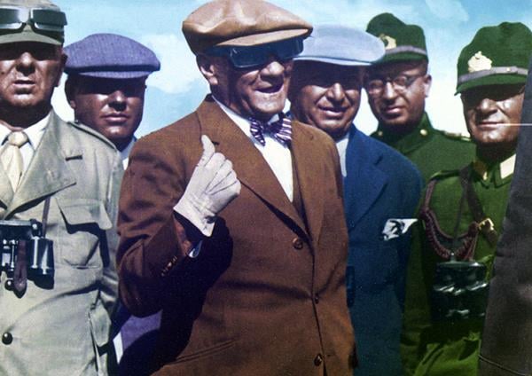 Mustafa Kemal Atatürk - Kanvas Tablo ATGE-080-FAtatürk TablolarıTablolife.com