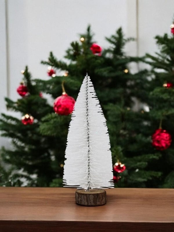 Mini Yılbaşı Ağacı Dekoratif Simli Çam Ağacı Beyaz 20 Cm