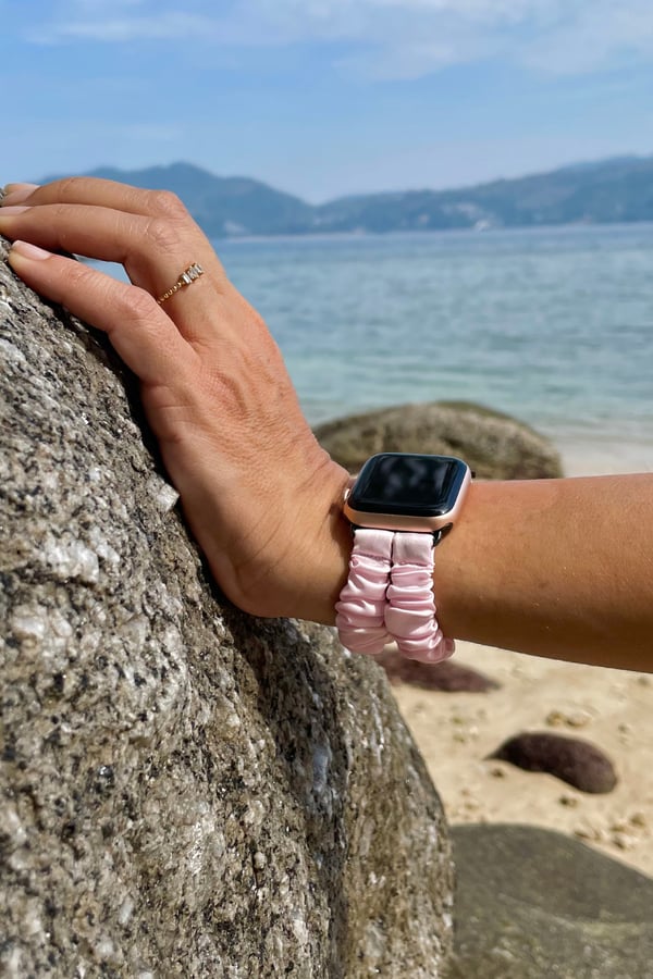Apple Watch Saten Pembe Kordon