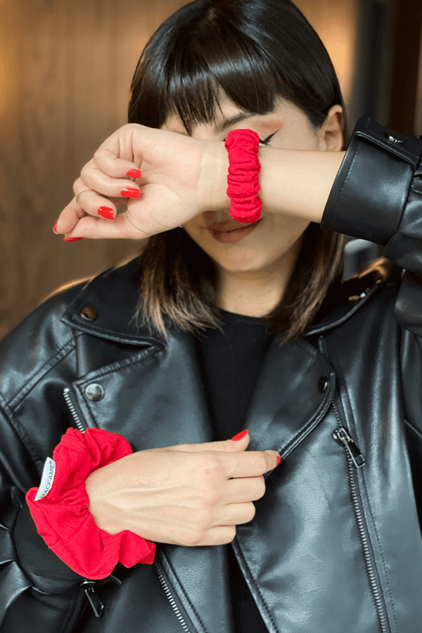 Scrunchie Apple Watch Band Red - with Scrunchie