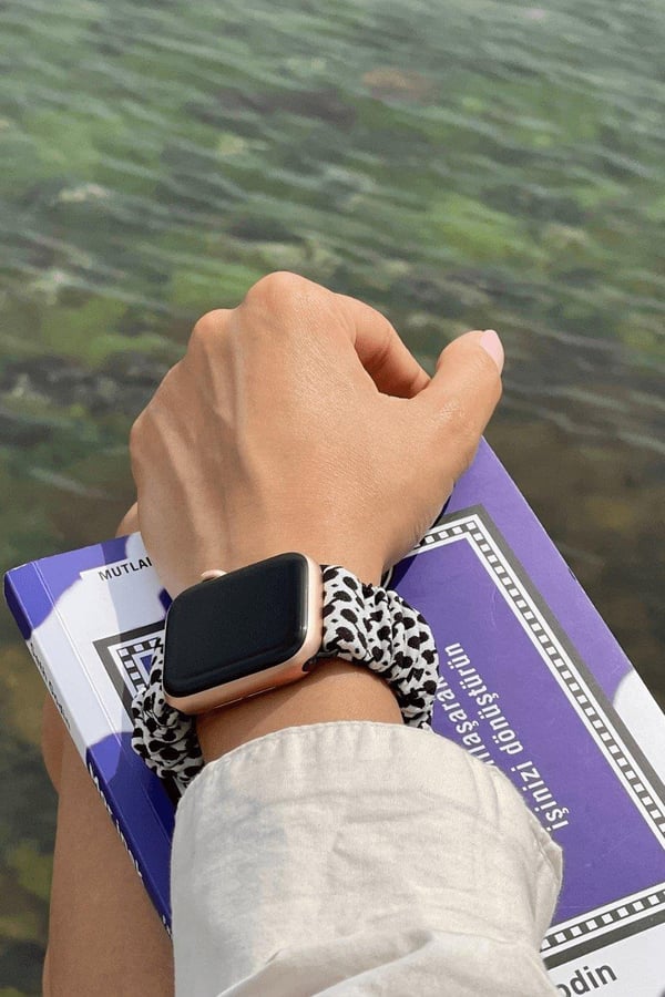 Scrunchie Apple Watch Band Polka Dot