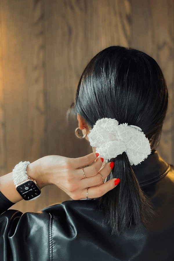 Scrunchie Apple Watch Band White Tulle - with Scrunchie