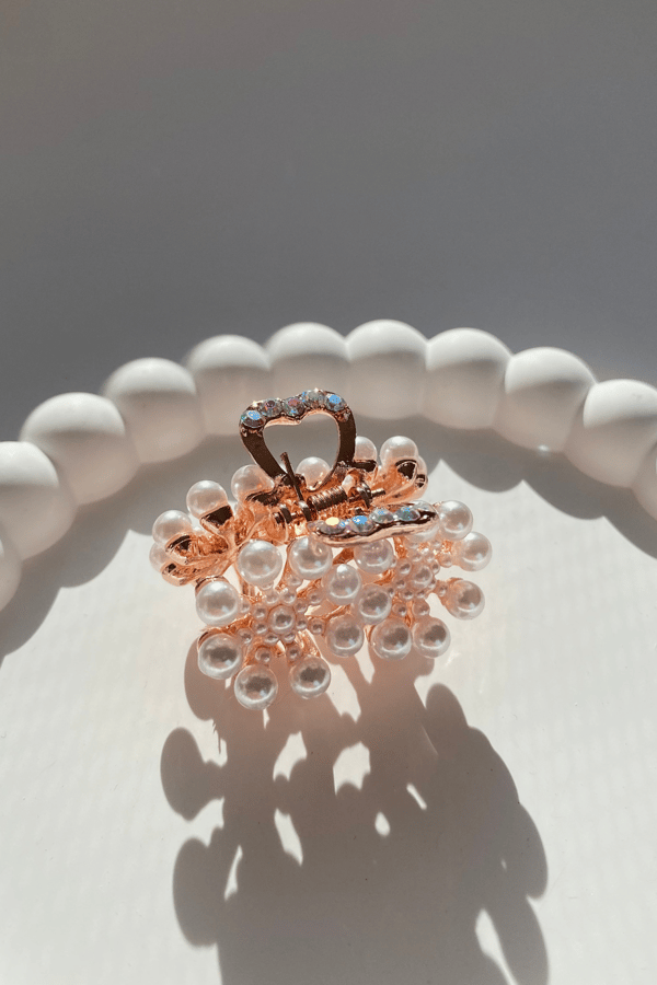 Pearl Claw Clip