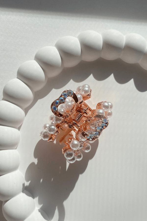 Pearl Claw Clip
