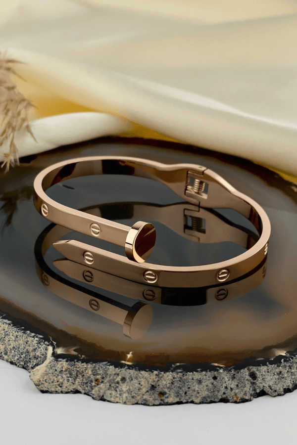 Style Hinge Bangle Bronze