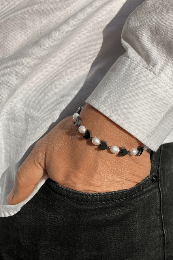 Mens Freshwater Pearl Bracelet with Arrow Hematite