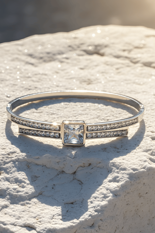 Solitaire Hinge Silver Bangle