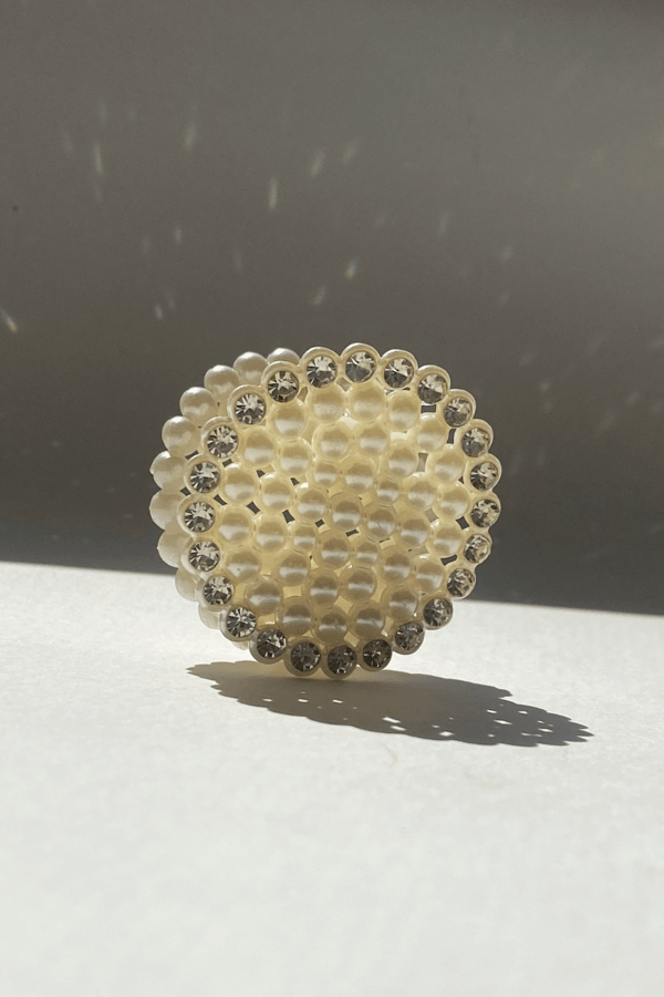 Pearl Claw Hair Clip Round