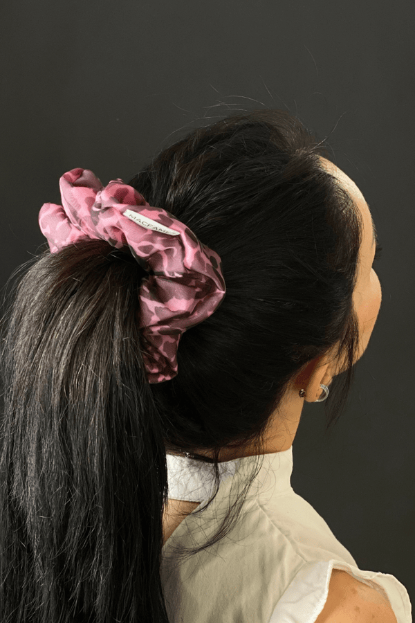 Leopard Print Organza Scrunchie Pink