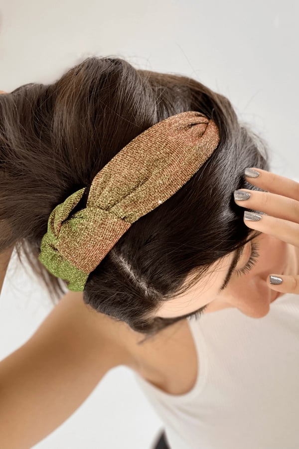 Macfame Multi Glitter Sponge Knot Crown Color